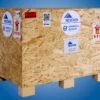 Image d'une caisse en bois avec étiquettes Neschen.