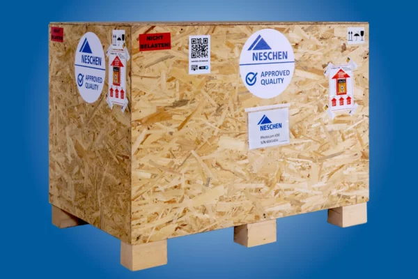 Image d'une caisse en bois avec étiquettes Neschen.